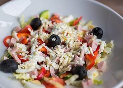 Salata Bulgareasca